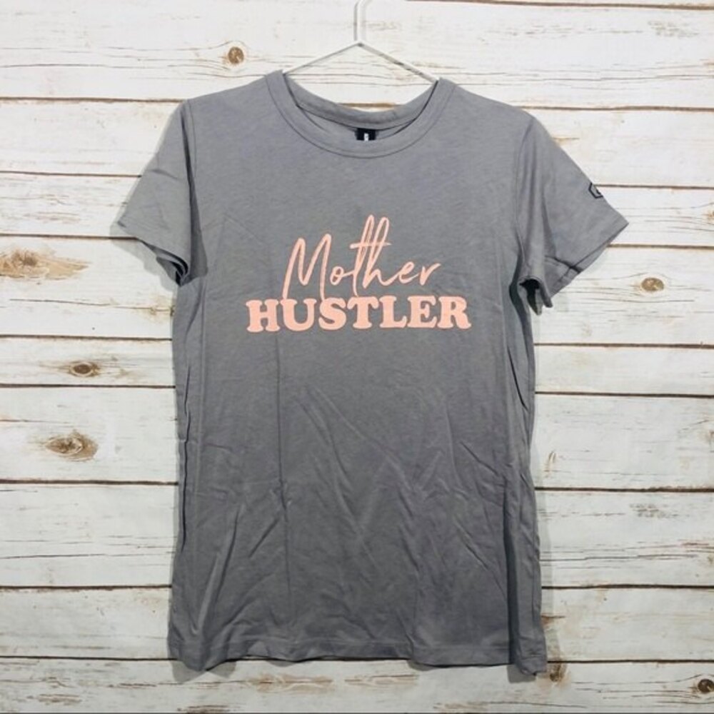 Agnes & Dora mother hustler graphic tee size XS (RUMS BIG)
